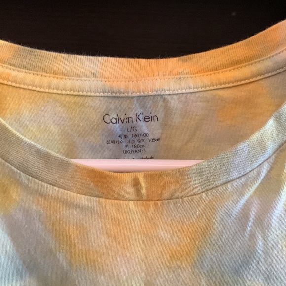One of A Kind Calvin Klein Tie Dye - Picture 2 of 3